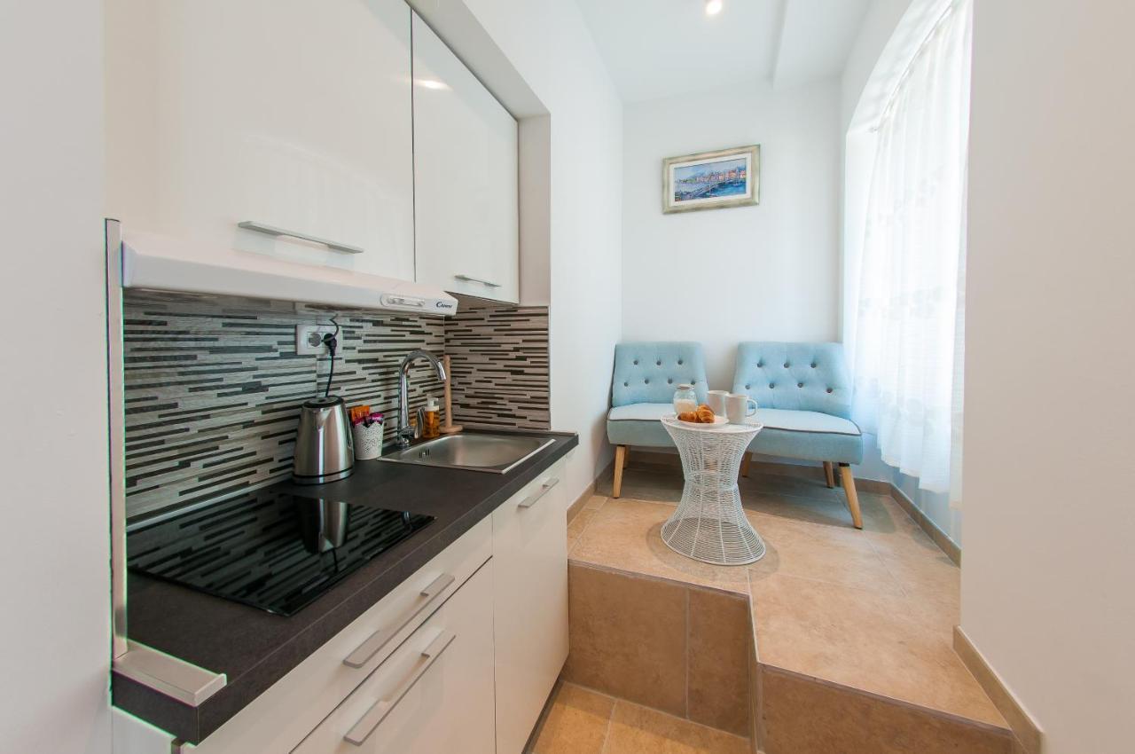 Bazzar Apartments Trogir Exterior photo
